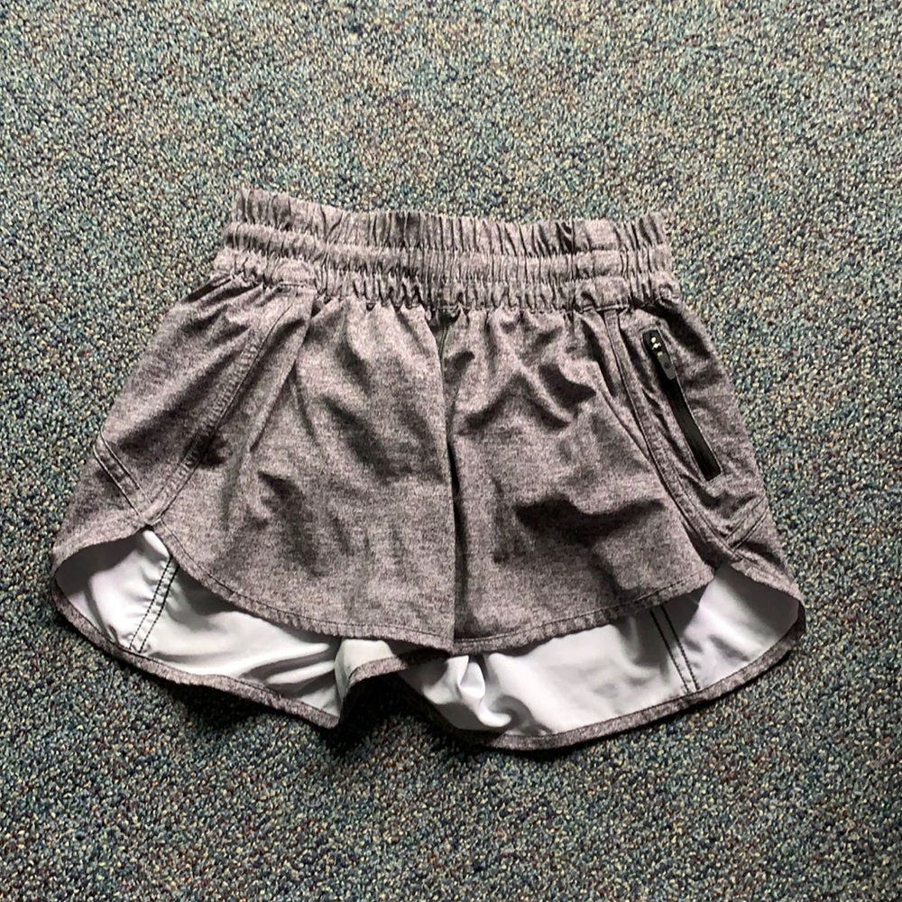 Lululemon gray shorts